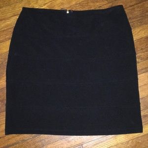 Forever 21 black miniskirt